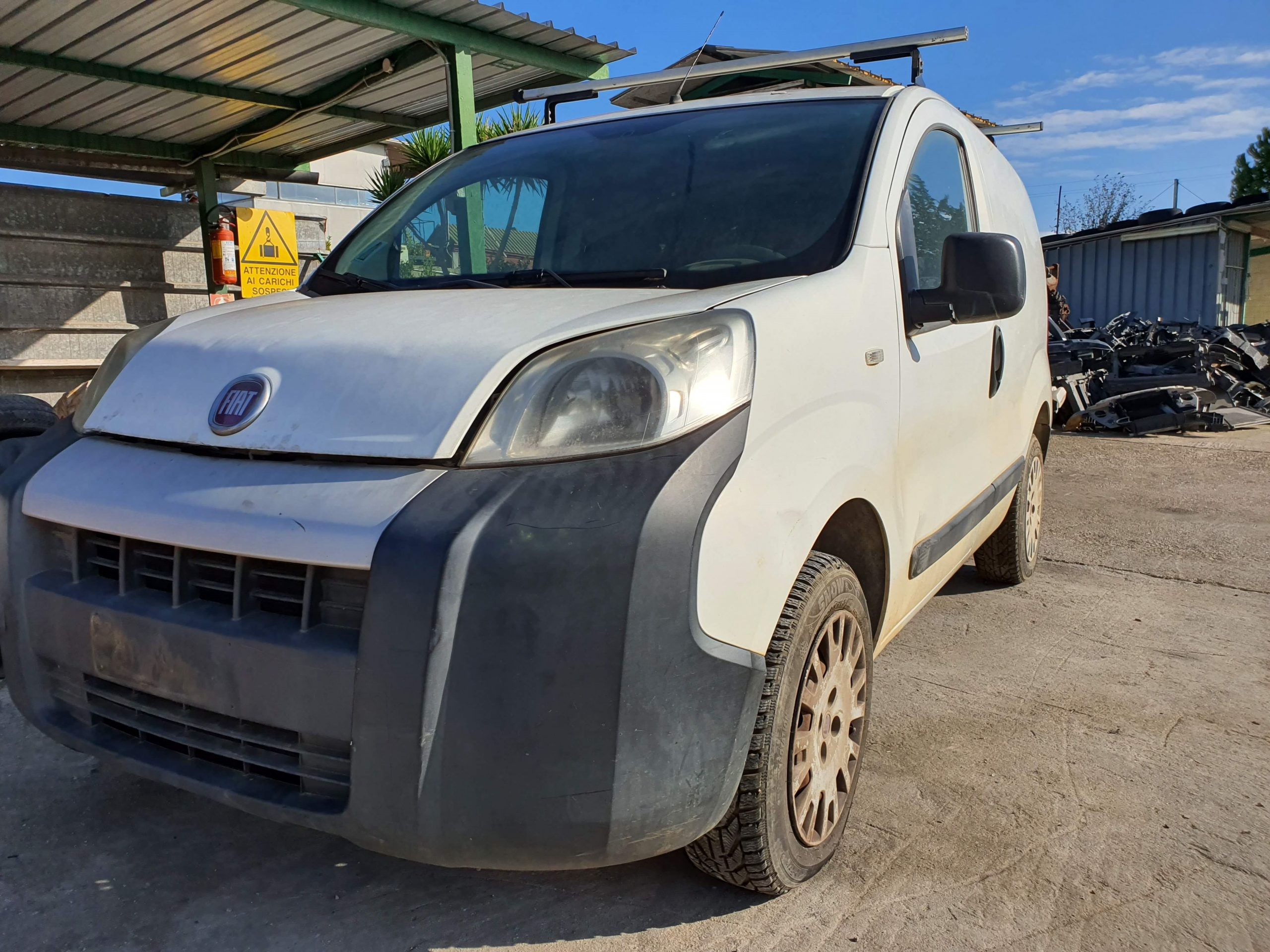 Al momento stai visualizzando FIAT FIORINO QUBO 1.4 benzina/metano disponibile nel nostro autoparco di demolizione per la vendita di ricambi usati. Cell. 348 584 6422