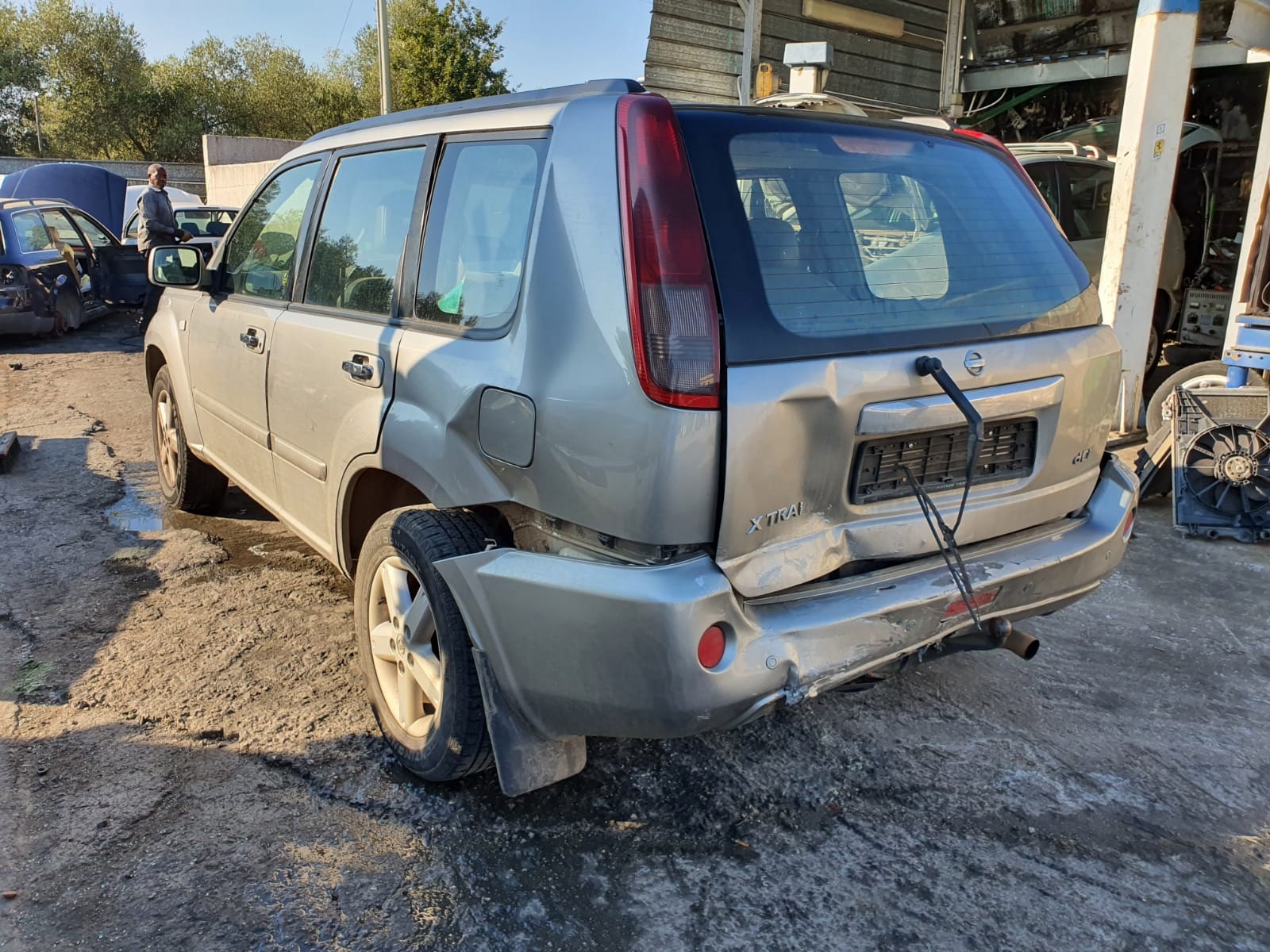 Scopri di più sull'articolo NISSAN X-TRAIL disponibile nel nostro autoparco di demolizione per la vendita dei ricambi usati; info solo telefonando al 348 58 46 422.