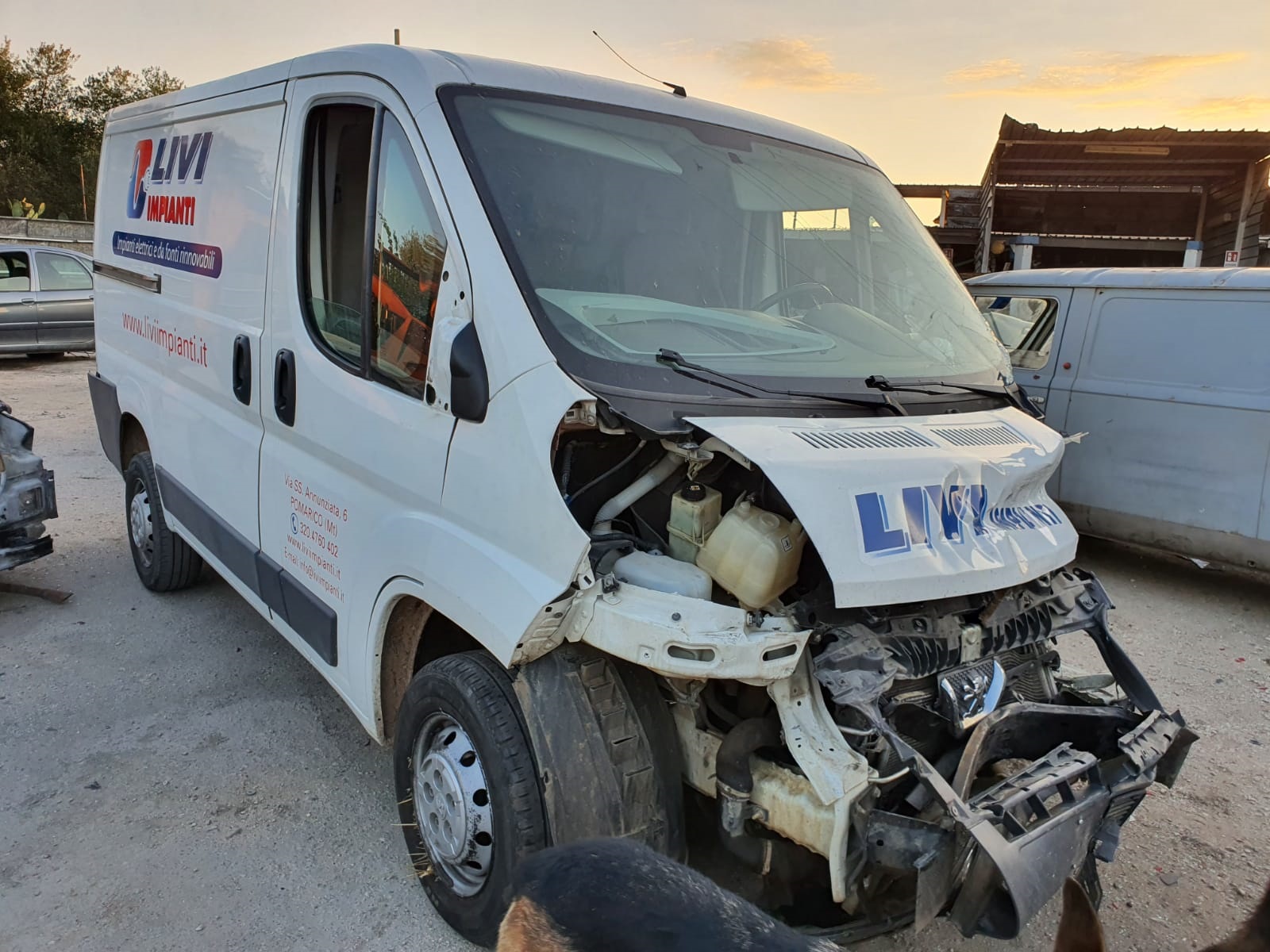 Al momento stai visualizzando PEUGEOT BOXER 2.2 Diesel, del 2011, disponibile nel nostro autoparco di demolizione per la vendita dei ricambi usati; Info solo telefonando al 348 58 46 422.