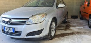 Scopri di più sull'articolo Opel Astra 1.7 diesel del 2009 in vendita presso il nostro autosalone, € 4500 con garanzia. Iper full optional, non fumatori, ben tenuta come da foto, unico proprietario, clima, abs, vetri elettrici, chiusura centralizzata, antislittamento, ecc… Disponibile per visione e prova su strada anche ad operatori di settore di VS fiducia. Possibilità di acquisto anche pagando a rate. Info solo telefonando al 348 5846422.