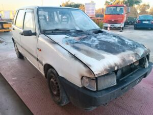 Scopri di più sull'articolo Fiat Uno del 1992 disponibile nel nostro autoparco di demolizione per la vendita dei ricambi usati. Info solo telefonando al 348 5846422. Universal Car di Nicola Ladisa.